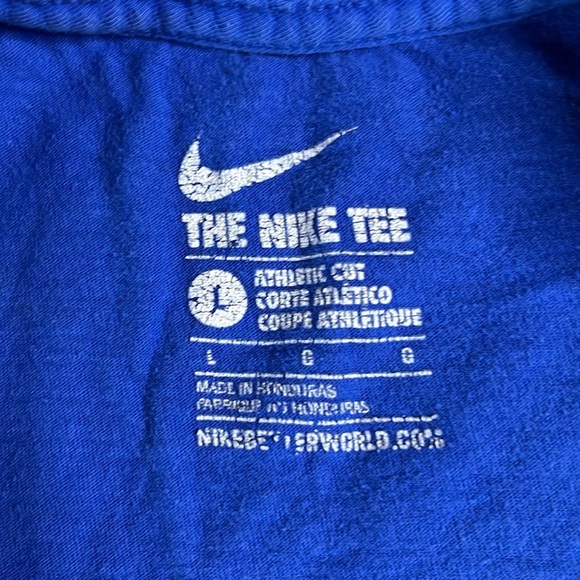 Nike Basketball Men’s Large Blur Graphic Athletic T Shirt Men’s activewear Nike - Picture 4 of 4